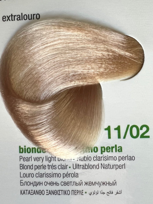 11.02 Pearl Very Light Blonde